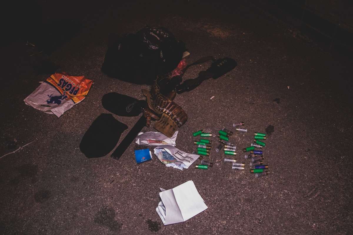 Мужчин пробрался в офис депутата с ружьем 