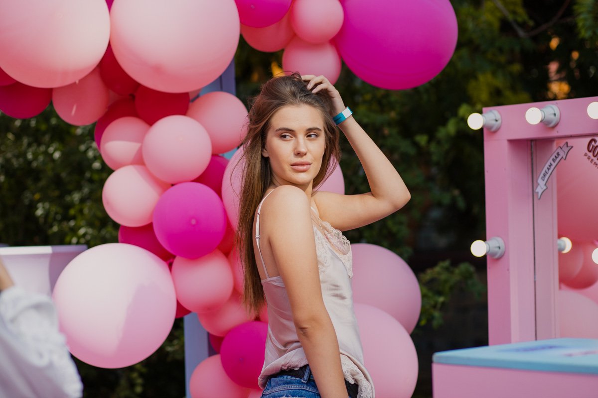 Тут все просто - мы влюбились