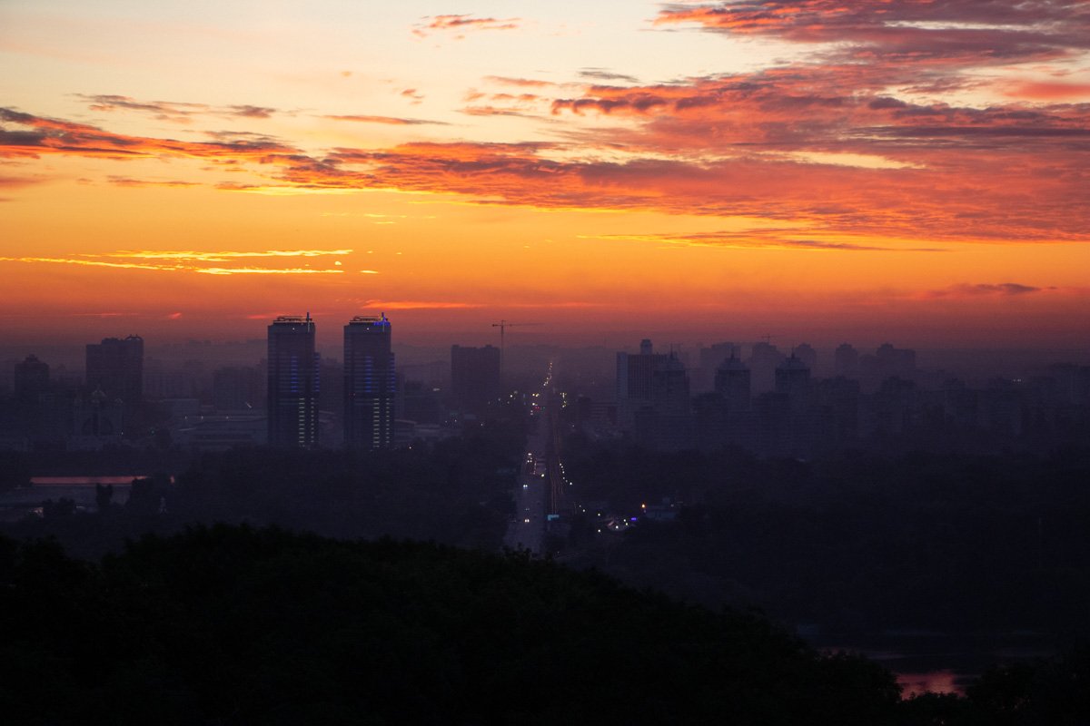 В такой теплой и прекрасной атмосфере просыпаться - сплошное удовольствие В такой теплой и прекрасной атмосфере просыпаться - сплошное удовольствие