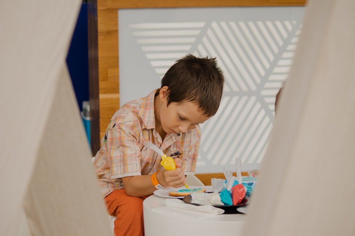 Для детей, кстати, хватало своих развлечений