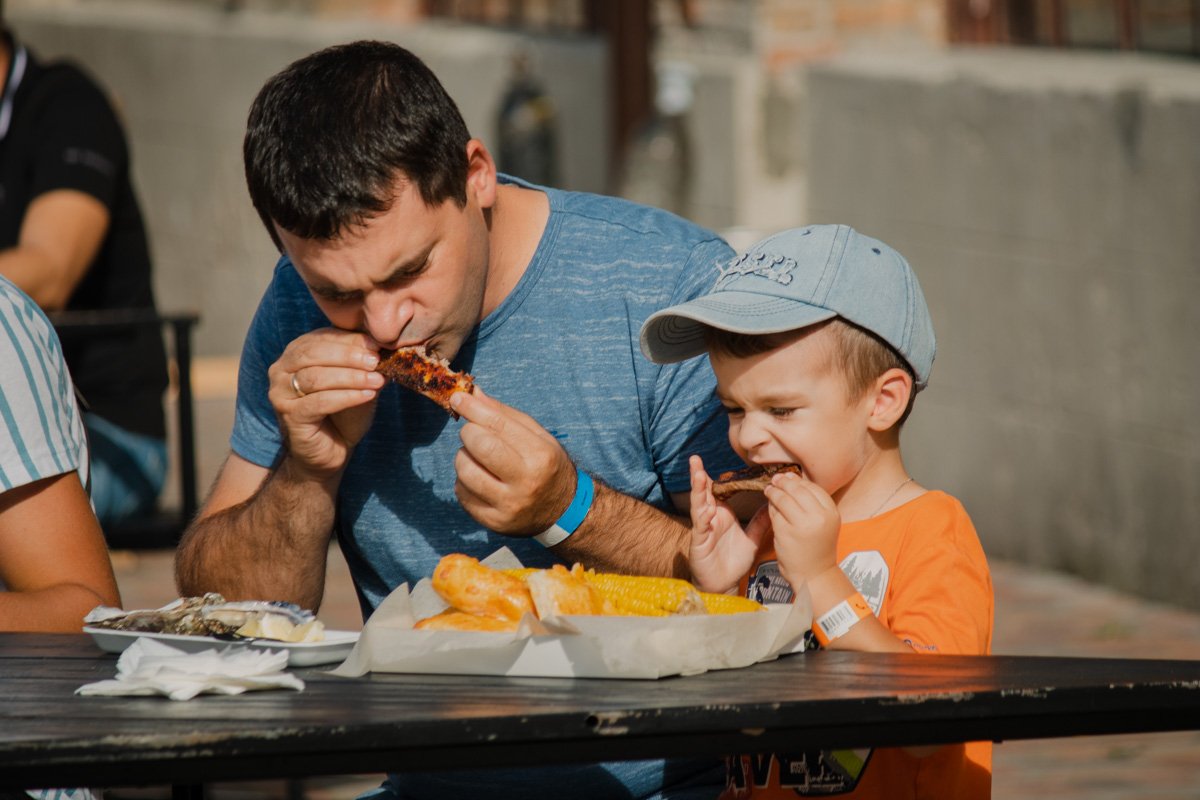 Не находите здесь семейного сходства?