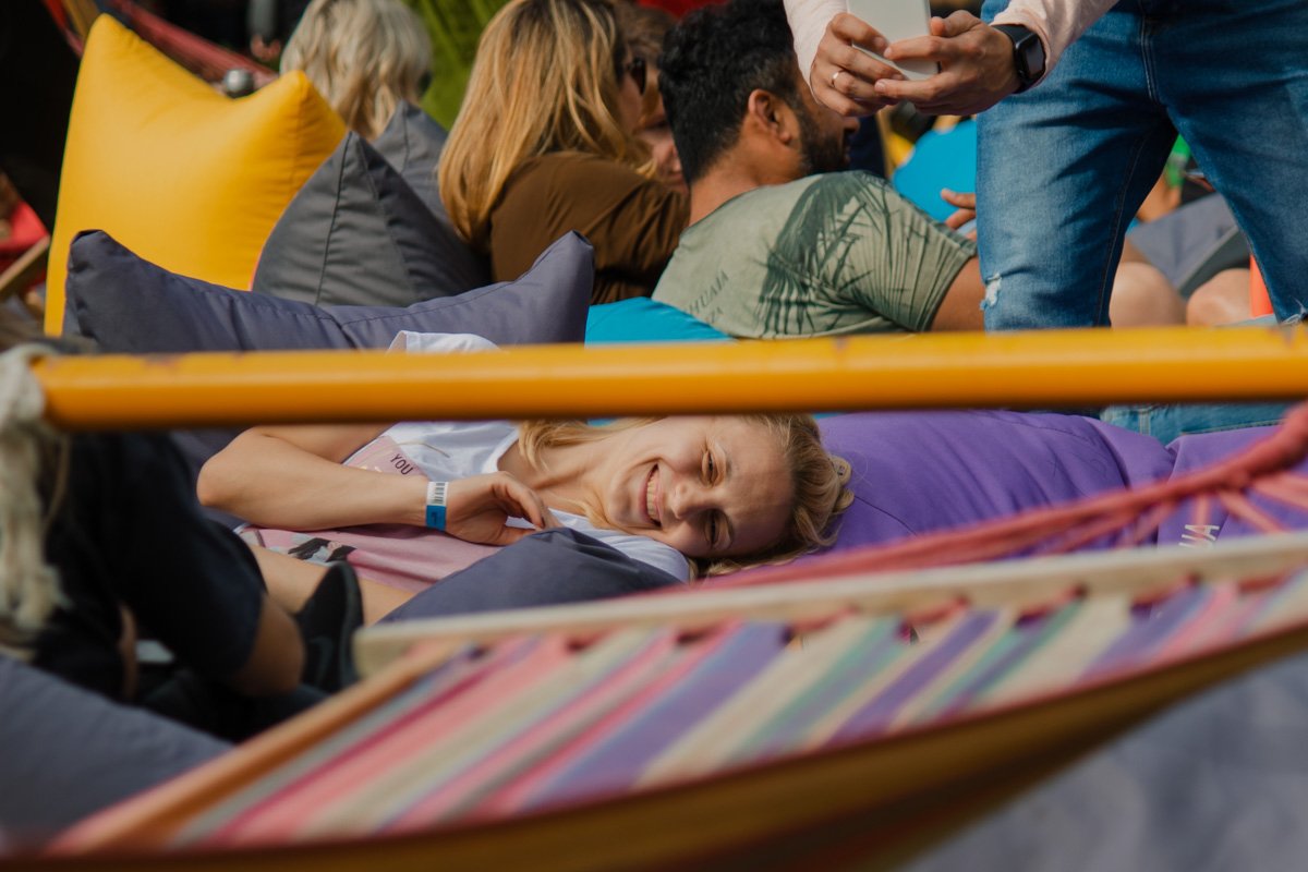 Улыбки не сходили с лиц гостей Арт-завода Платформа