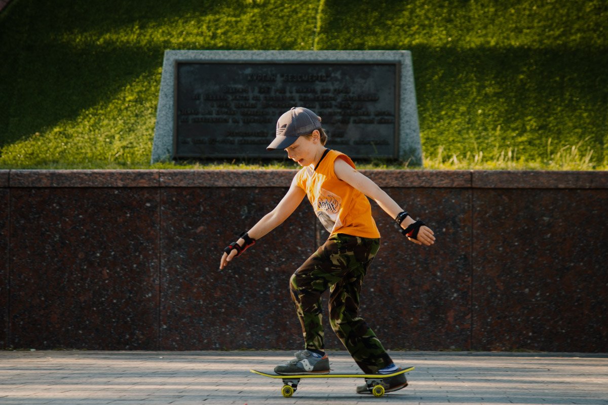 Едва ли не больше, чем велосипедистов, в парке было любителей скейтбордов