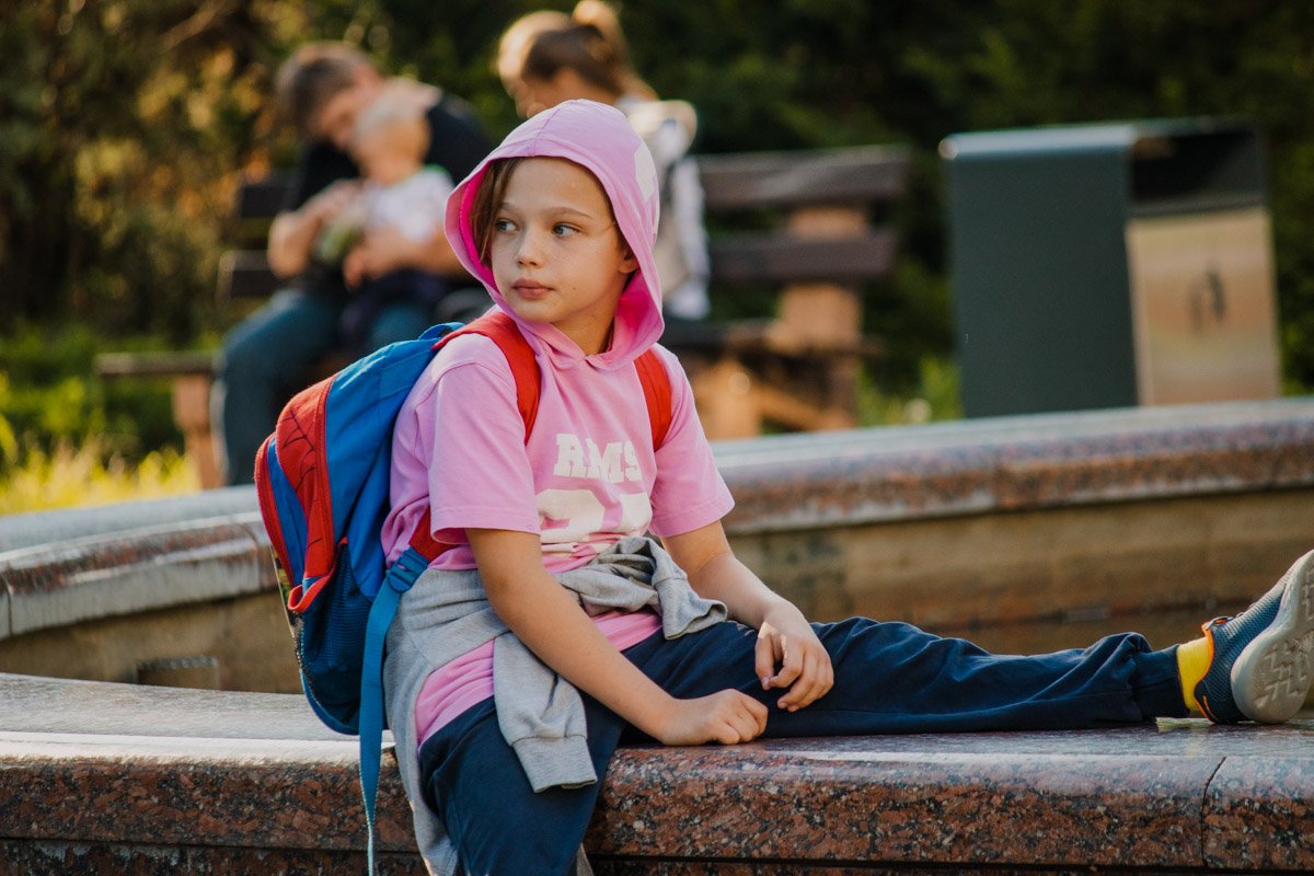 Ну улыбнись нашему фотографу!