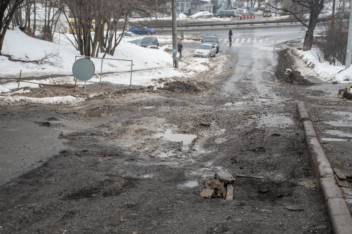 Разруха на дорогах мегаполиса: почему разваливается Киев и что с этим делать 2