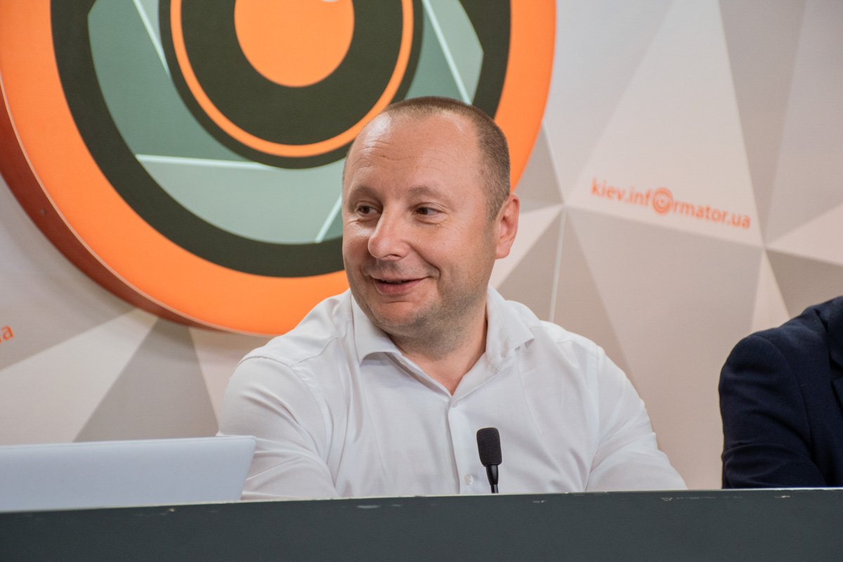 Сергей Позняк - основатель проекта FinStream