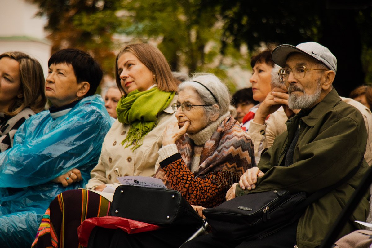 Музыка погружала слушателей в транс, в особую медитацию