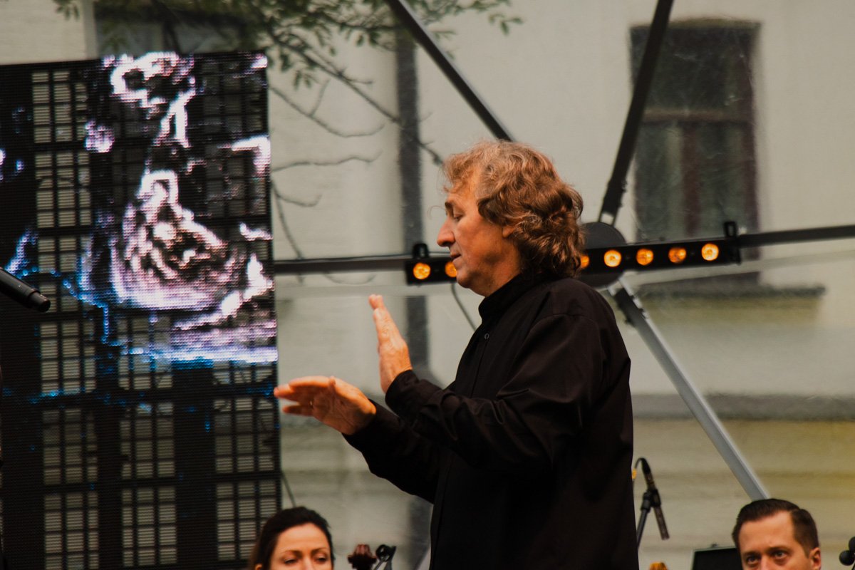 Причем каждый день гости фестиваля смогут услышать новую музыку и новых музыкантов