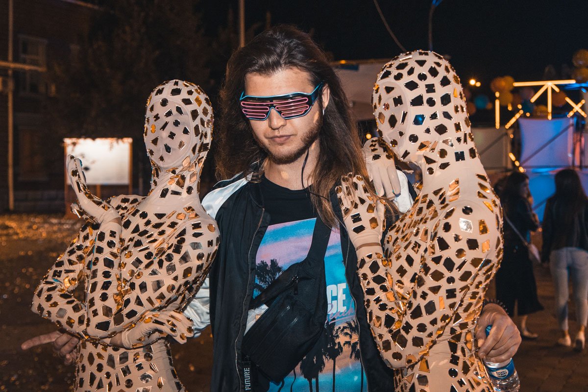 Когда подцепил цыпочек с другой галактики 