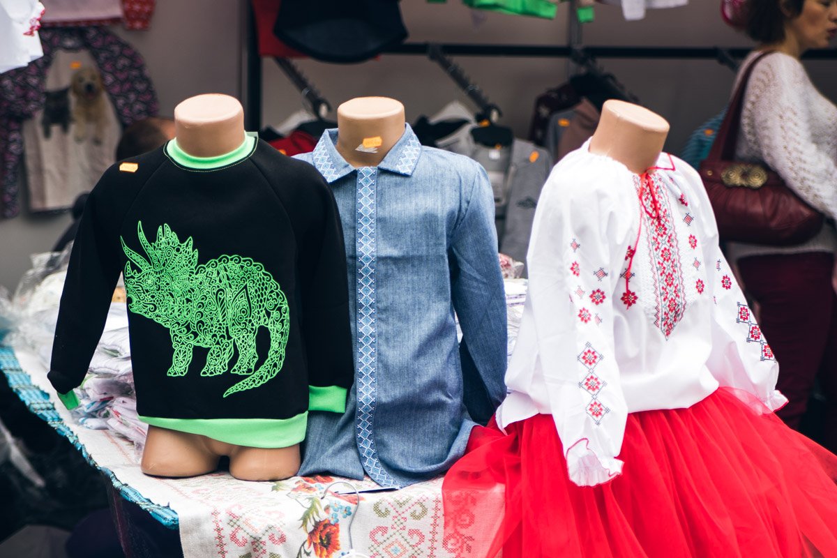 Самый большой ассортимент был у детской одежды Самый большой ассортимент был у детской одежды