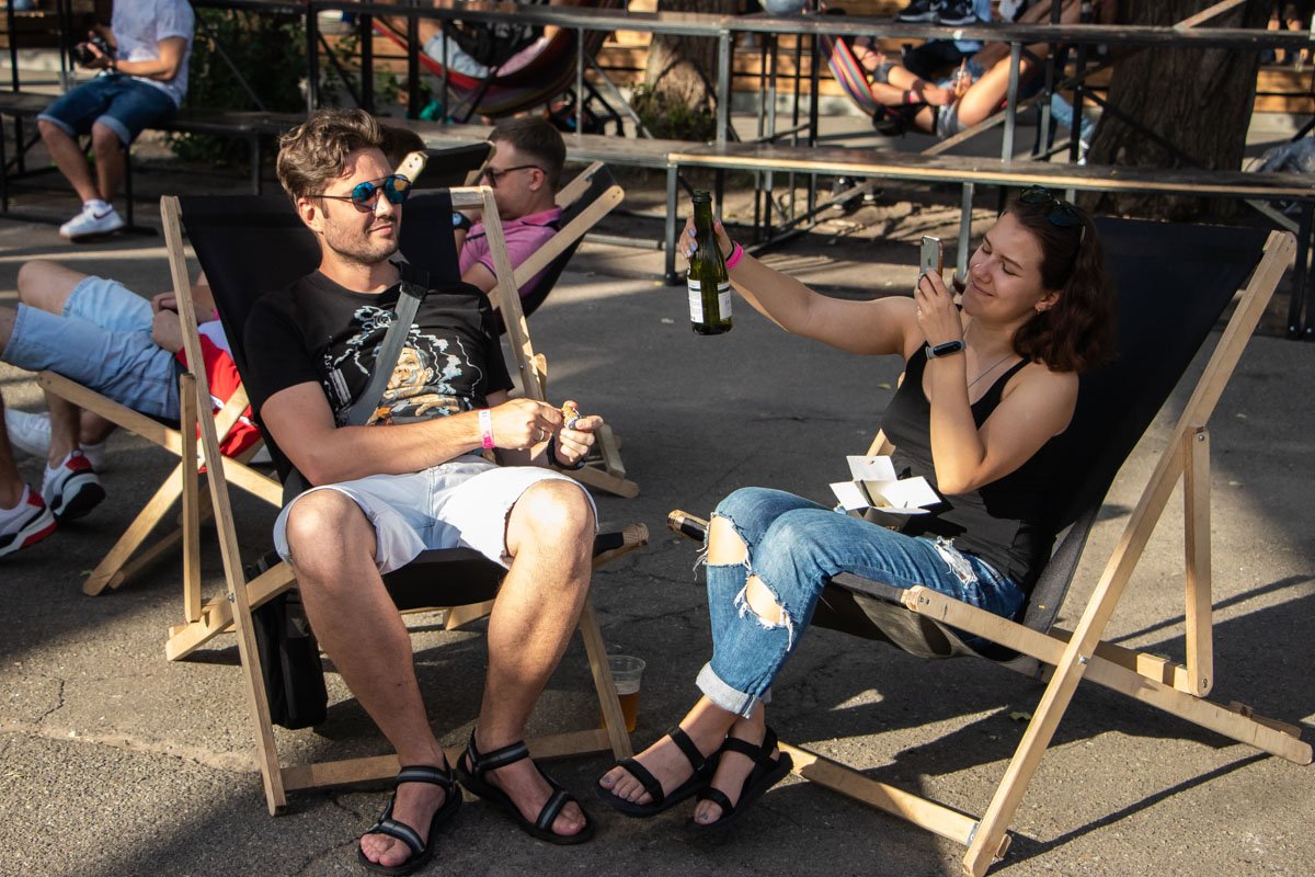 В воздухе будто парила любовь, любовь ко всему