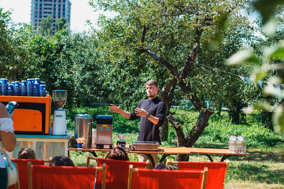 На ВДНГ прошел мастер-класс по варке кофе 