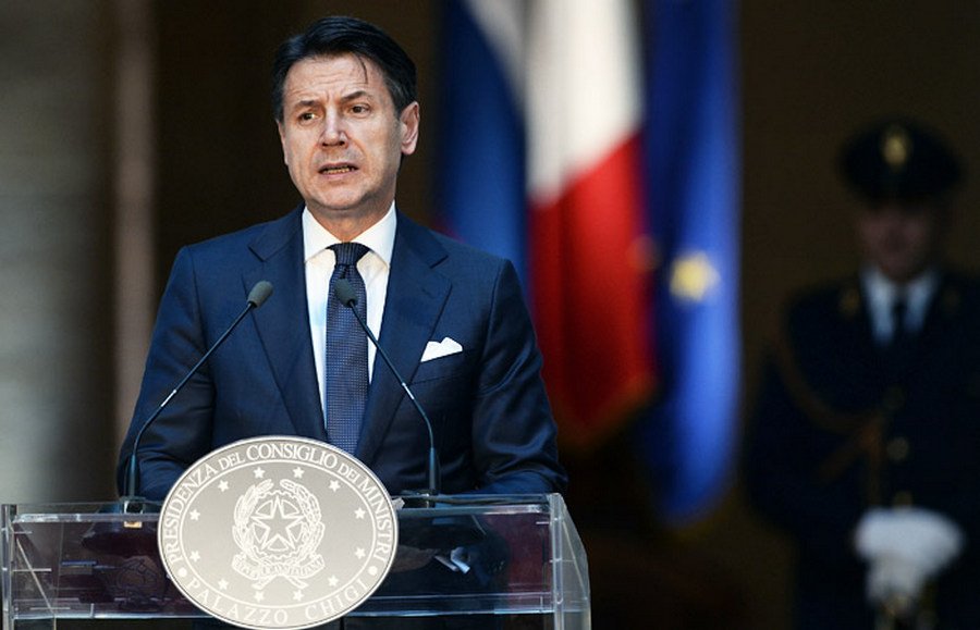 Джузеппе Конте решил уйти в отставку из-за министра внутренних дел Италии