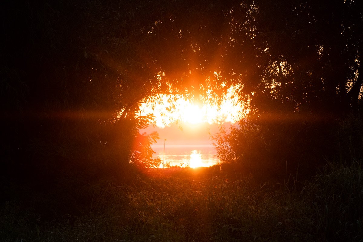 Чтобы получить вот такие кадры. Все-таки летние восходы - лучшие в году, убеждаемся очередной раз Чтобы получить вот такие кадры. Все-таки летние восходы - лучшие в году, убеждаемся очередной раз