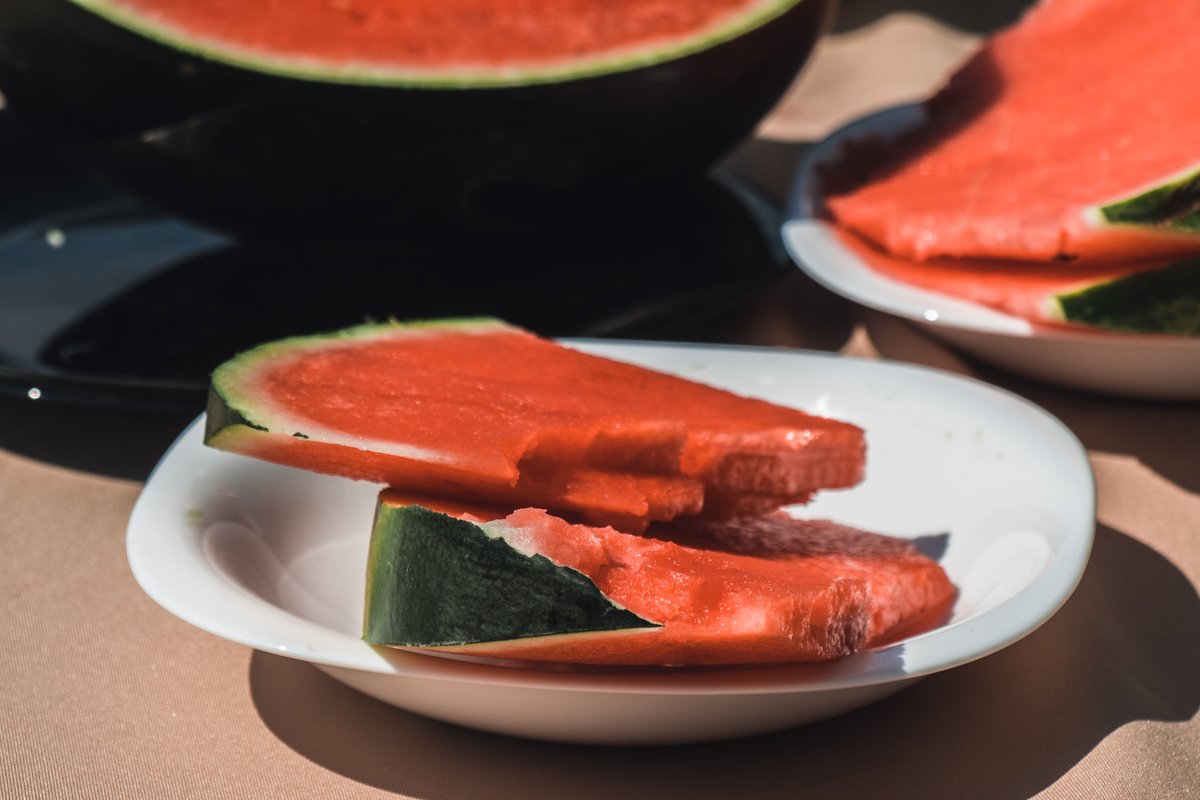 Арбузы как с косточкой, так и без Арбузы как с косточкой, так и без