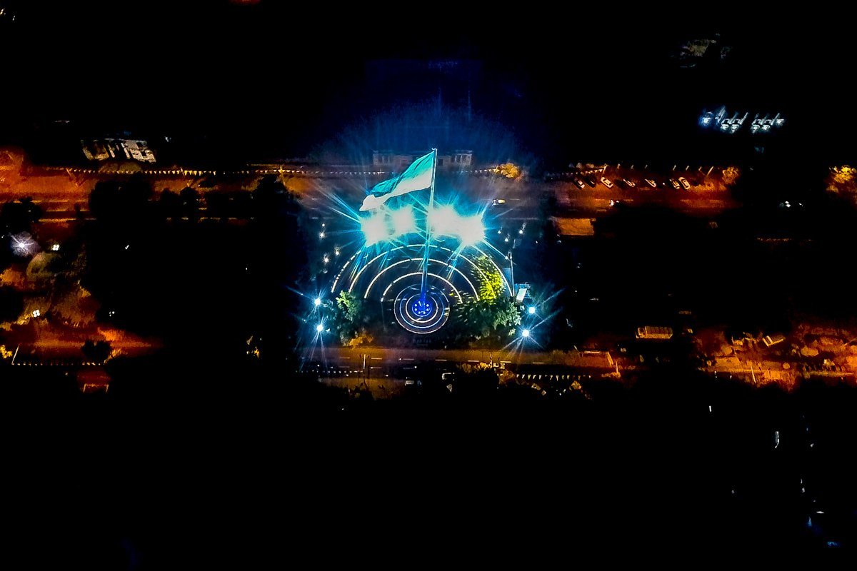 Где в Украине самый большой флаг, кто его установил и почему он побил рекорд 2