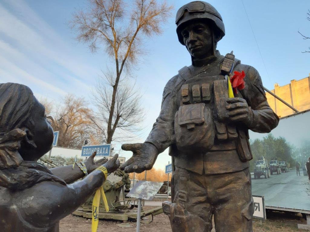 Где в Украине самый большой флаг, кто его установил и почему он побил рекорд 4