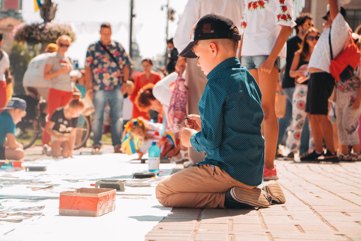 Эти размеры являются рекордными, таким образом, созданная на Крещатике карта станет самой большой в мире Эти размеры являются рекордными, таким образом, созданная на Крещатике карта станет самой большой в мире