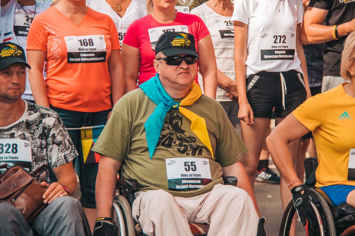 Также в забеге приняли участие люди на инвалидных колясках