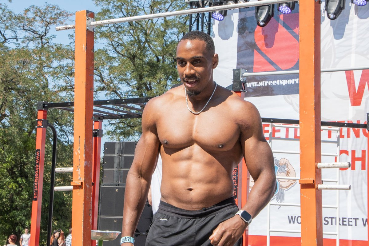 Чемпионат ждут целый год многие атлеты из разных спортивных стилей и стран