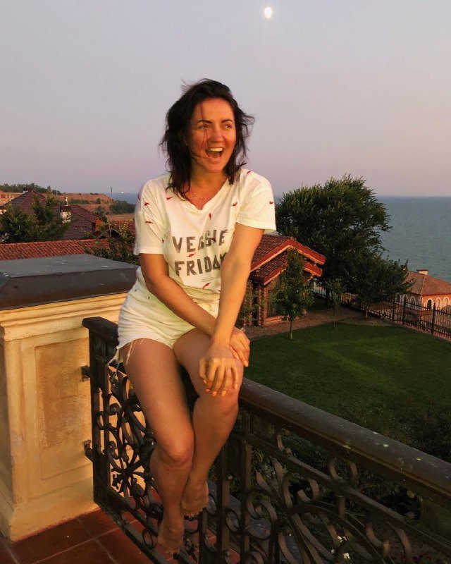 Оля Цибульская тоже там