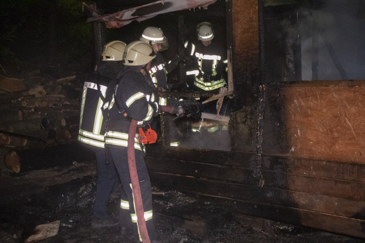 Площадь пожара составила 30 квадратных метров