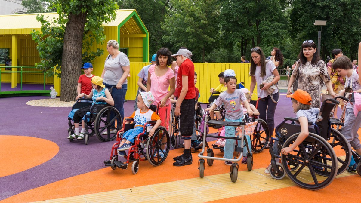 Где построили и как выглядит первый в Украине инклюзивный парк 1