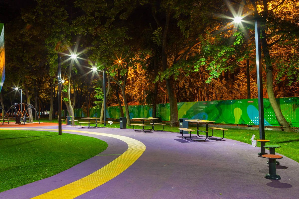 Где построили и как выглядит первый в Украине инклюзивный парк 12