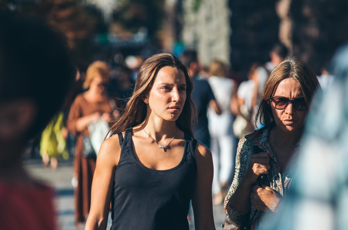 Люди пытаются вернуться к работе с новыми силами и вдохновением Люди пытаются вернуться к работе с новыми силами и вдохновением