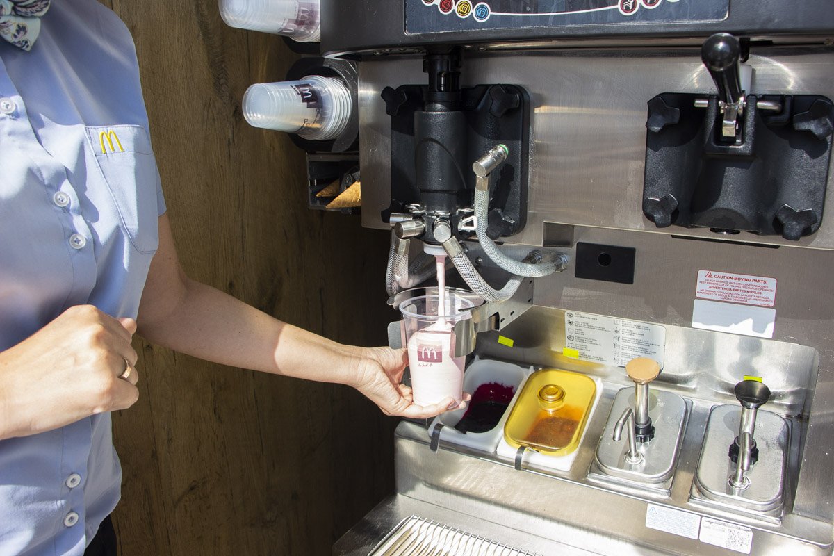 А молоко для Мака делают в Белой Церкви