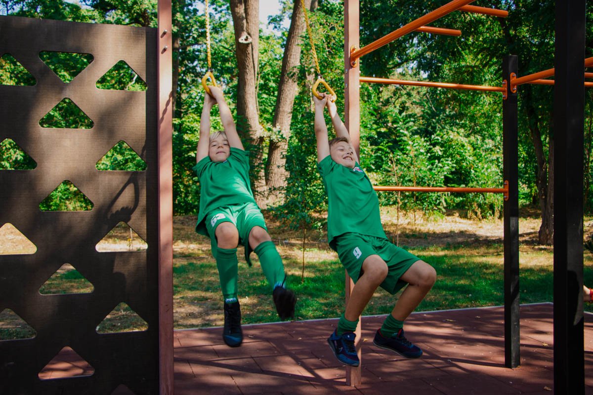 Кроме пользы для людей в парке есть места, которые приносят пользу животным Кроме пользы для людей в парке есть места, которые приносят пользу животным