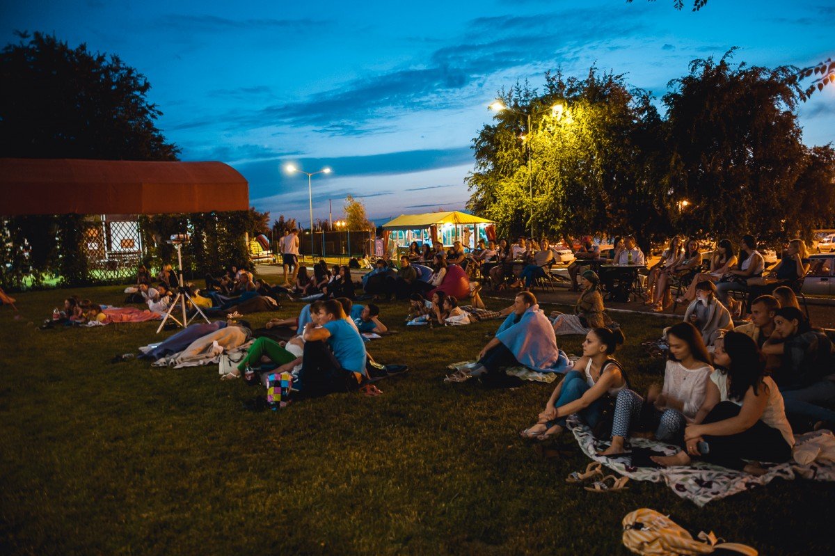 29-31 августа вы можете посмотреть кино под открытым небом в Киеве 29-31 августа вы можете посмотреть кино под открытым небом в Киеве