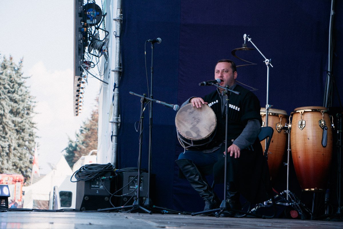 Услышав грузинские песни - вы точно влюбитесь в эту атмосферу! Услышав грузинские песни - вы точно влюбитесь в эту атмосферу!