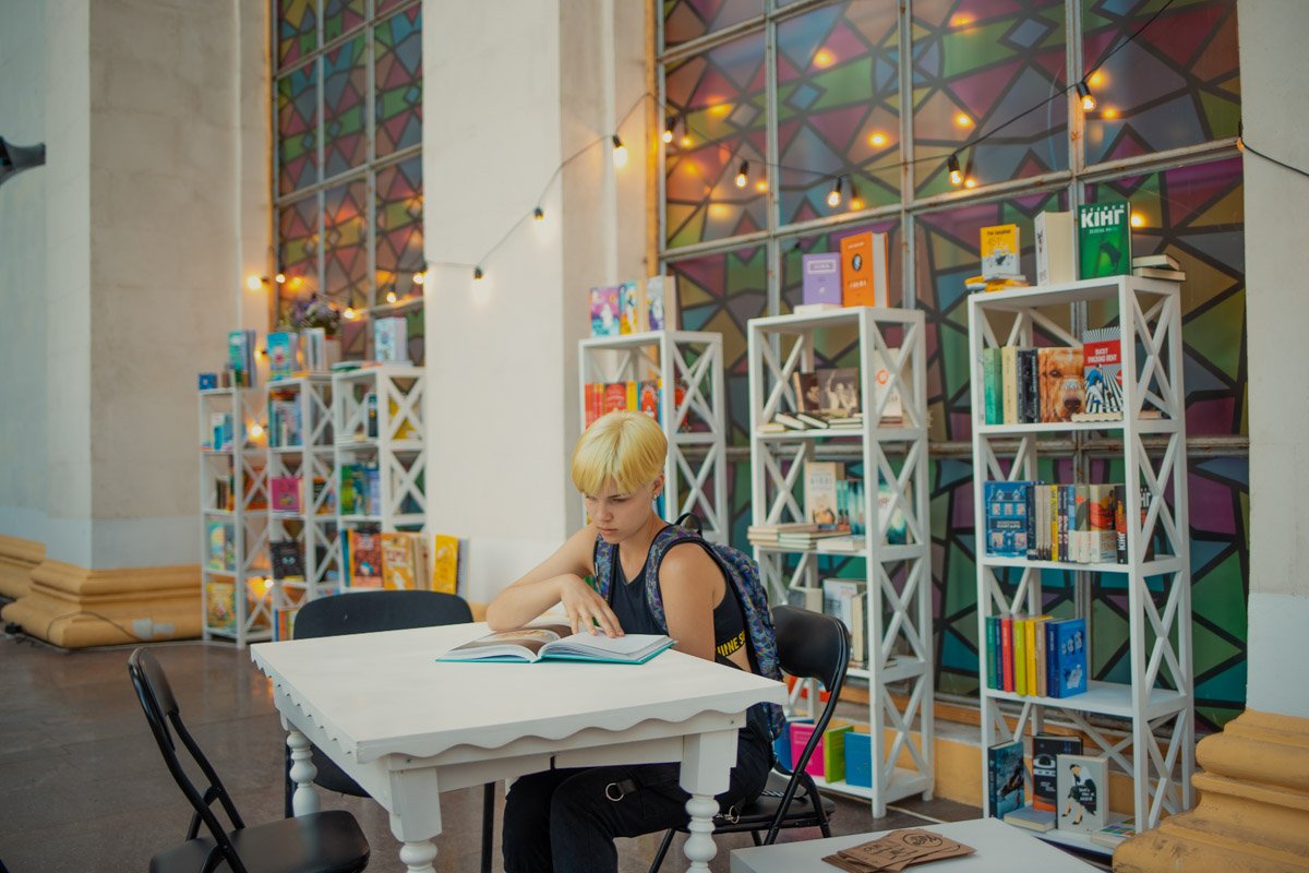 Не только кофе - на Фесте были и книги Не только кофе - на Фесте были и книги