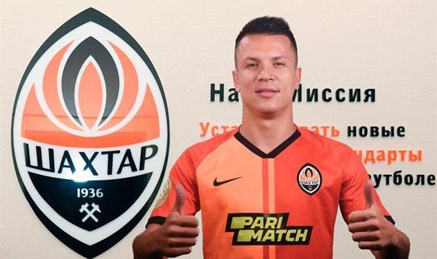 Евгений Коноплянка перешел в футбольную команду "Шахтер" 