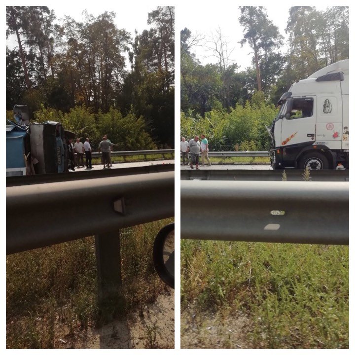 По этой причине на данном участке дороги образовалась 20-километровая пробка По этой причине на данном участке дороги образовалась 20-километровая пробка