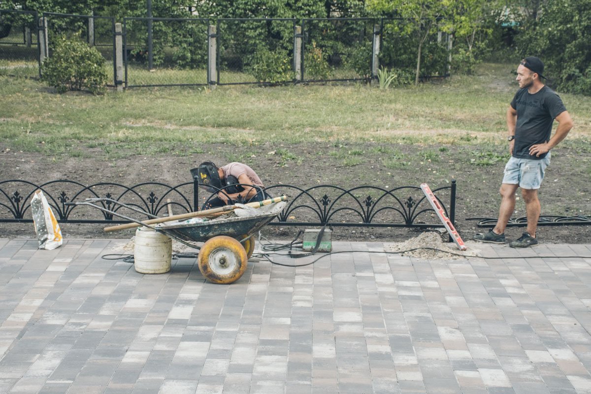 Еще совсем недавно на бульваре парковали автомобили