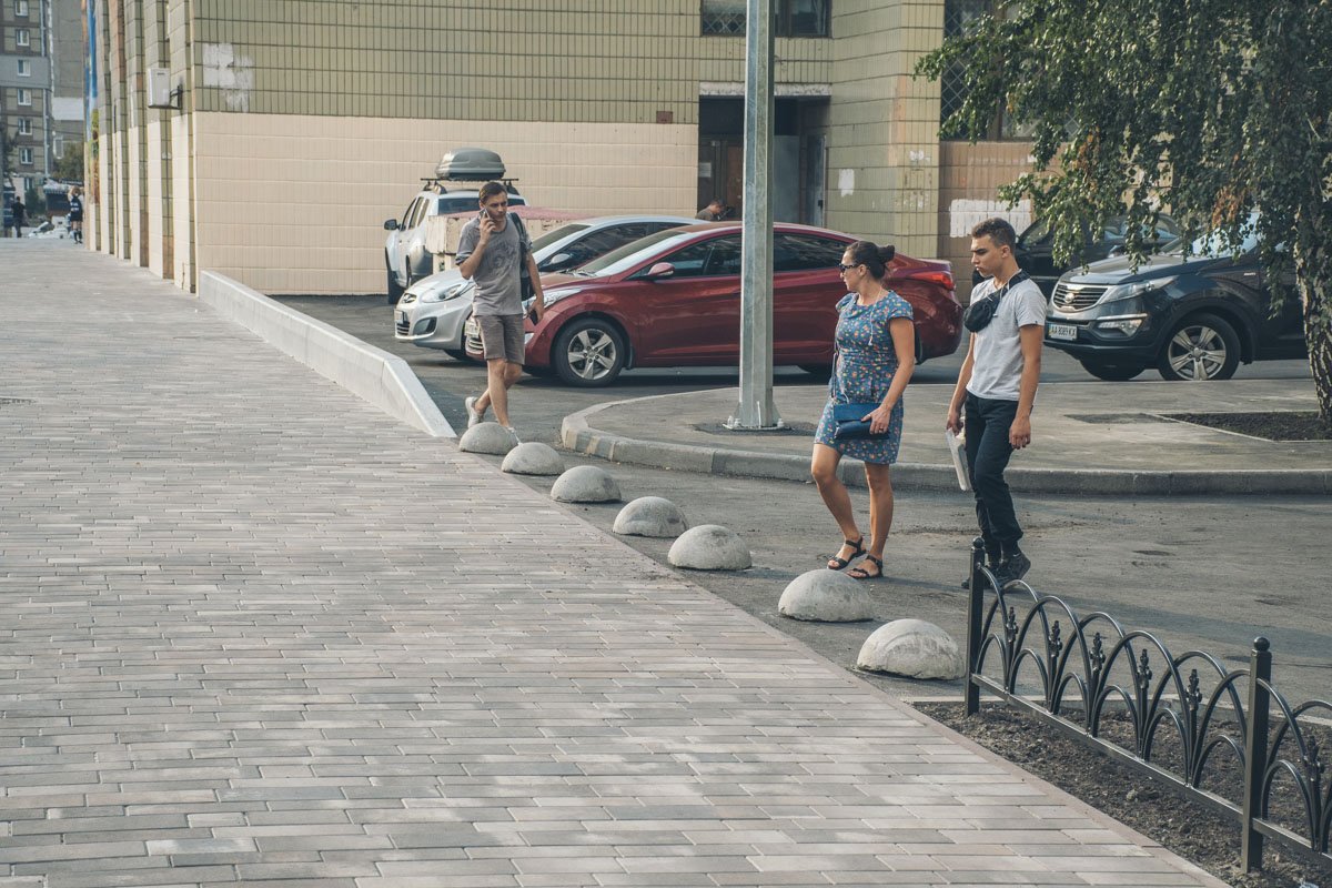 Вскоре будут установлены также антипарковочные колонки