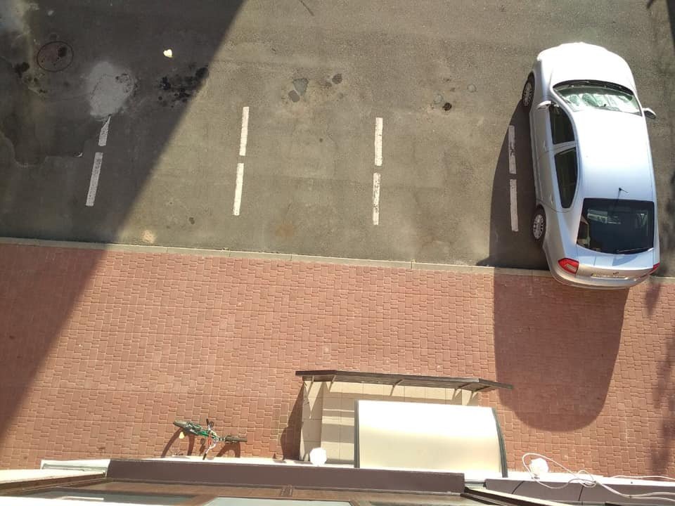 Шестилетний мальчик выпал из окна третьего этажа