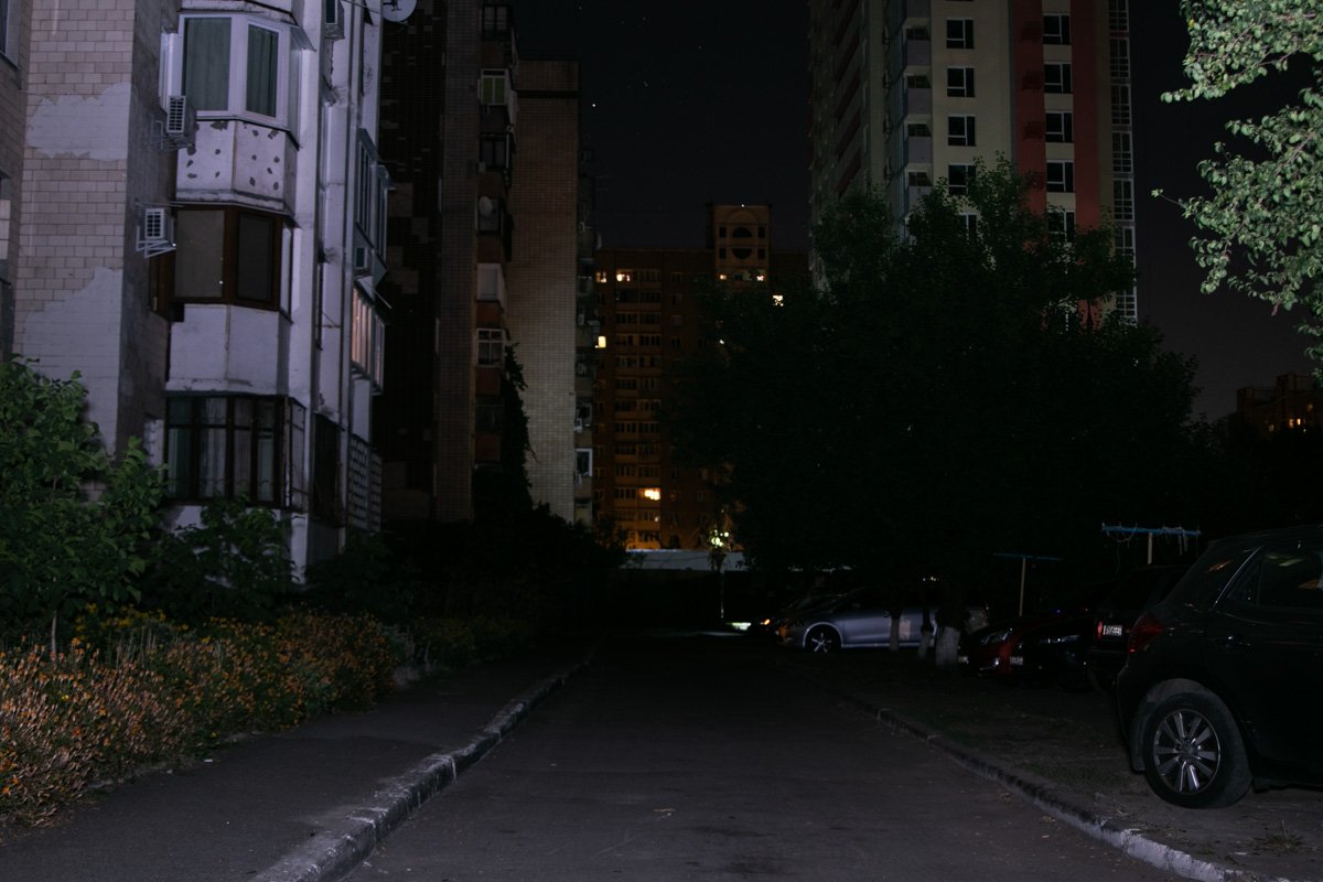 Это делают для благоприятных условий жизни жителей данного многоэтажного дома Это делают для благоприятных условий жизни жителей данного многоэтажного дома