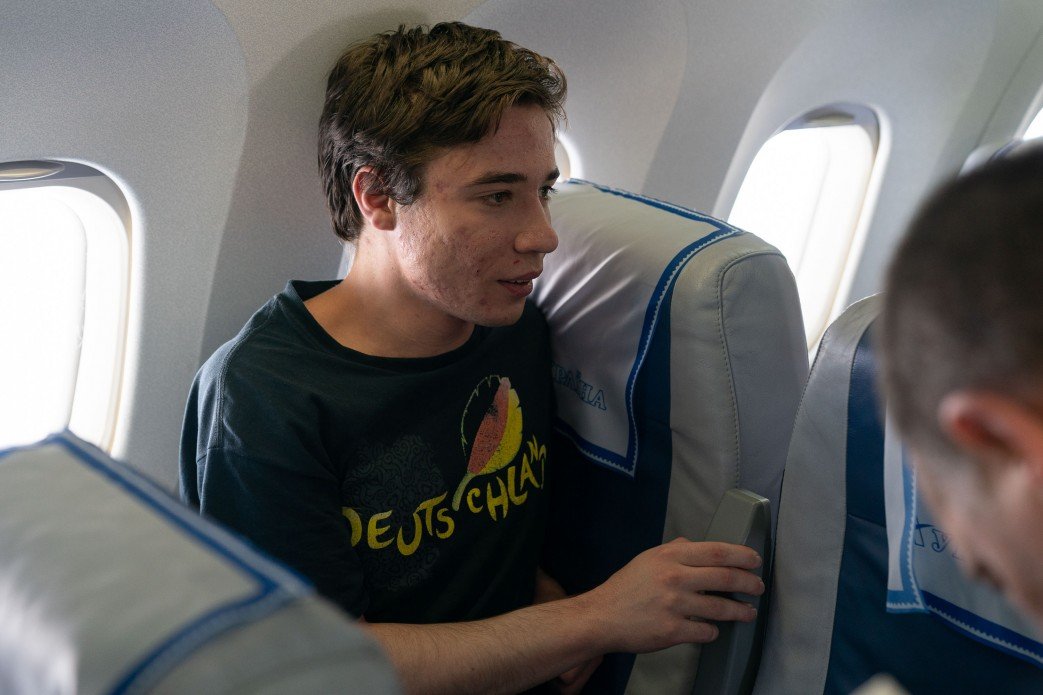 Среди пленных - почти дети, выпускники Института ВМС, которые попали в плен в Керченском проливе Среди пленных - почти дети, выпускники Института ВМС, которые попали в плен в Керченском проливе