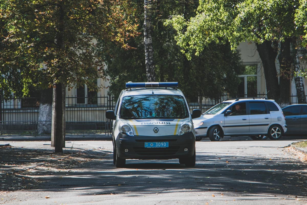 Обстоятельства смерти и личность умершего устанавливает полиция 