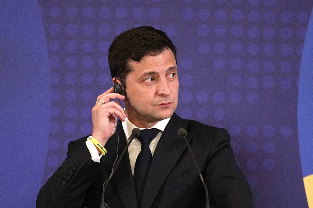 Зеленский уже третий раз поговорил с президентом России Путиным Зеленский уже третий раз поговорил с президентом России Путиным