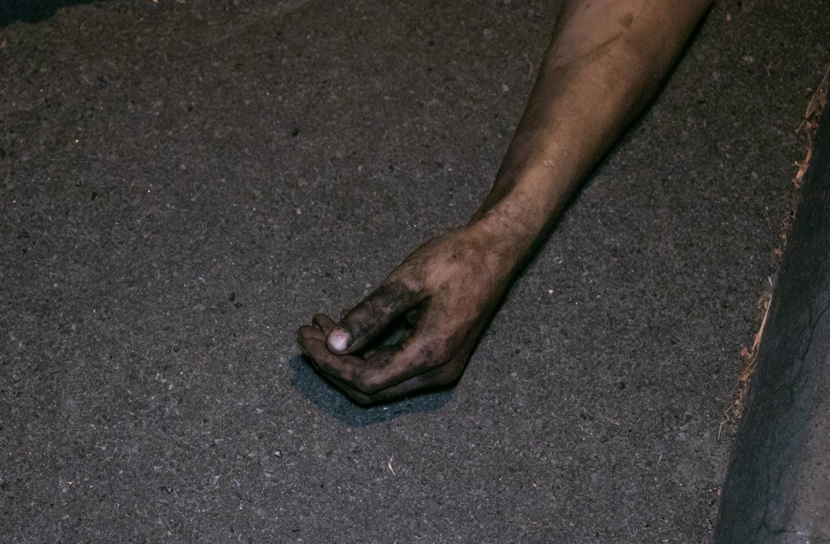 Предварительно, умерший был бездомным