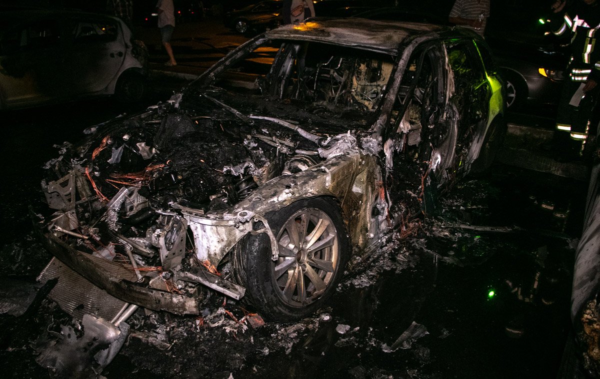 Основная версия причины возгорания - поджог