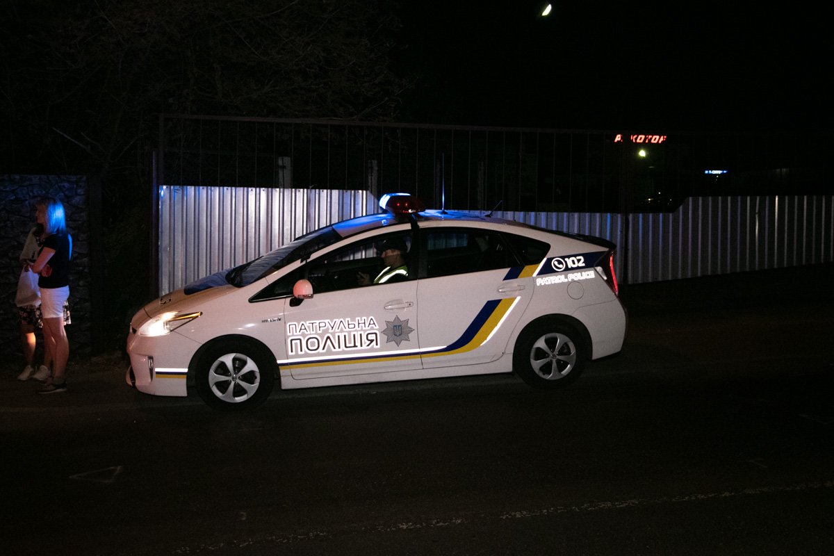 Опасный участок охраняли патрульные Опасный участок охраняли патрульные