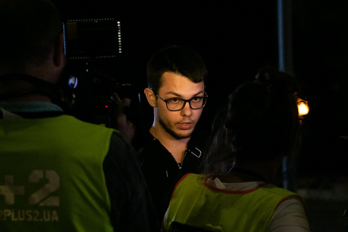 Водитель BMW. Автомобиль принадлежит его гражданской жене 