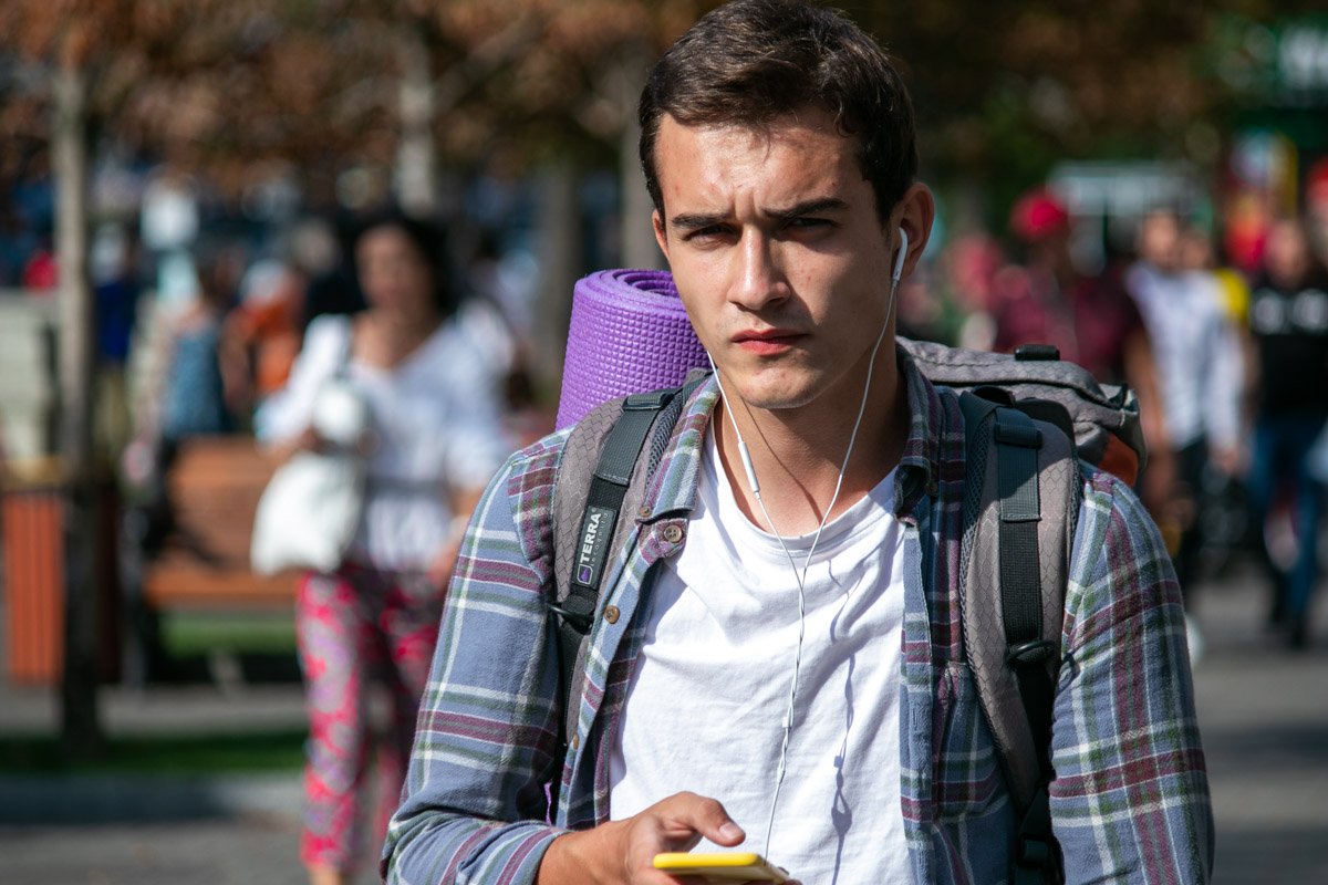 Кто-то, например, готов налегке сбежать из все еще душного города Кто-то, например, готов налегке сбежать из все еще душного города