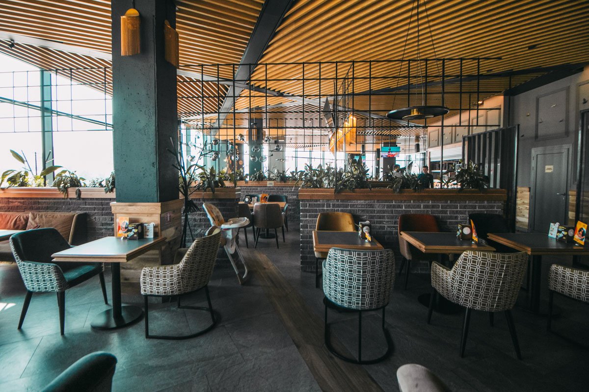 Цвета интерьера гармонично сочетаются и не выглядят броско 