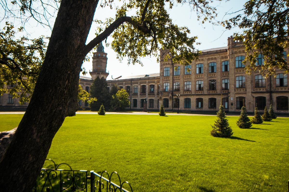 Причем речь будет идти о лучших иностранных коллегах - вы только посмотрите на эту красоту Причем речь будет идти о лучших иностранных коллегах - вы только посмотрите на эту красоту